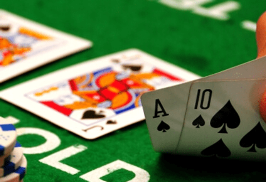 How to play TEXAS HOLD'EM POKER?